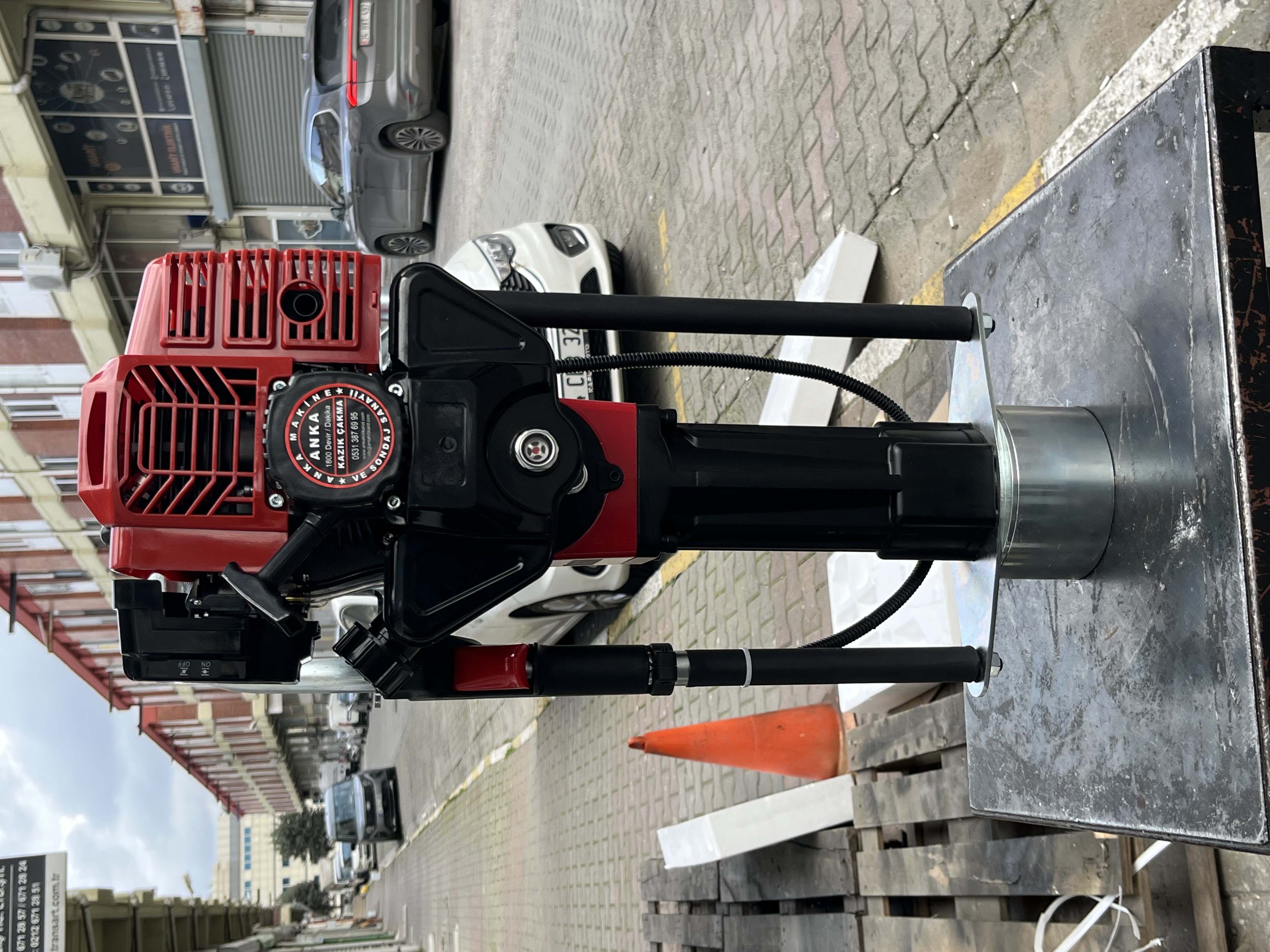 KAZIK DİREK ÇİT TEL ÇAKMA MAKİNESİ - Anka Hilti Karot