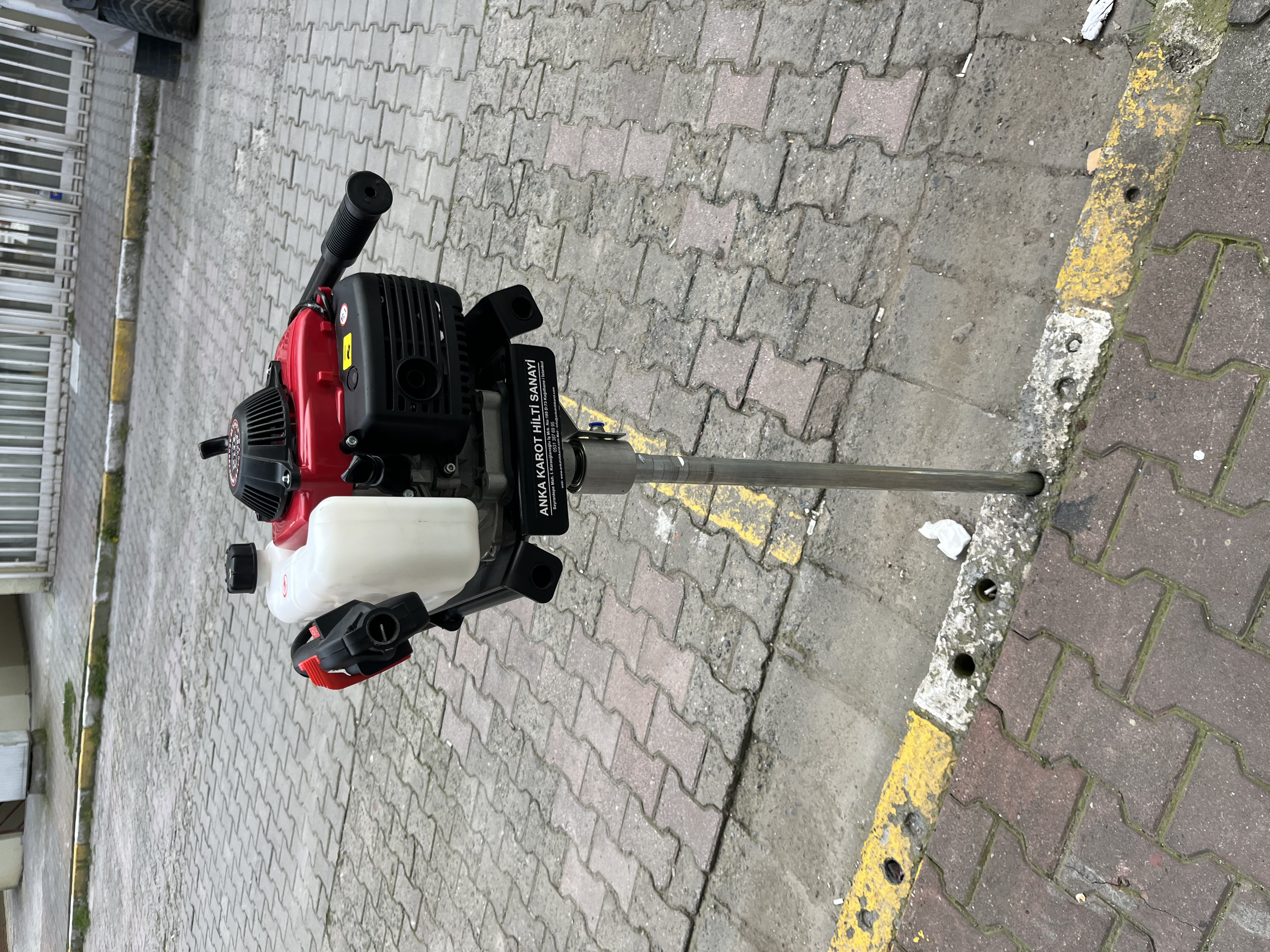 4 ZAMANLI REDÜKTÖRLÜ KAROT MAKİNESİ